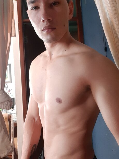 Albe r nude star img