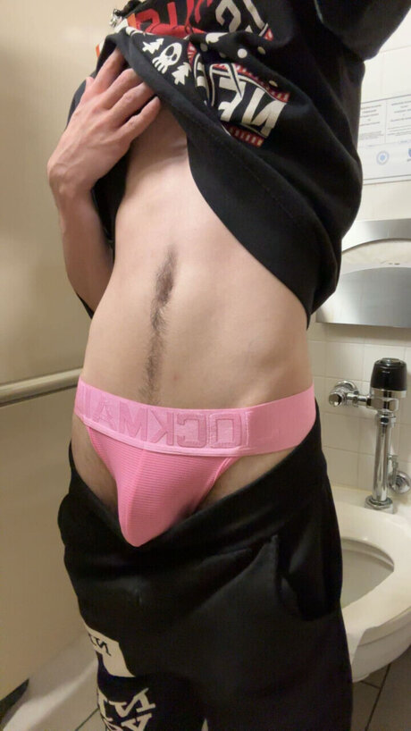 BottomBoiNate model erotic img