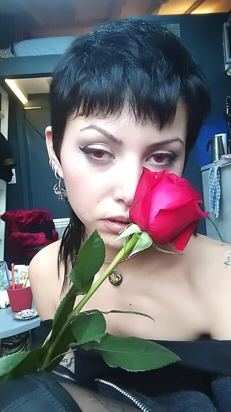 Valery Witch art actress image