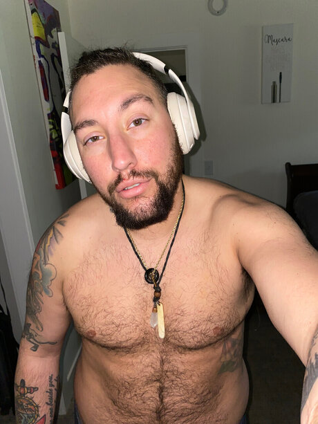thedapperwulf nude star photos