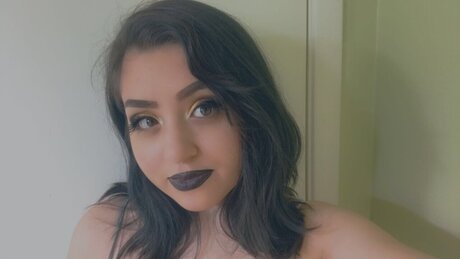 Isxmal pornstar adult pic