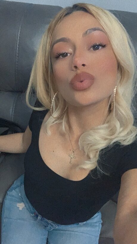 Tiffani Stephanie pornstar xxx picture