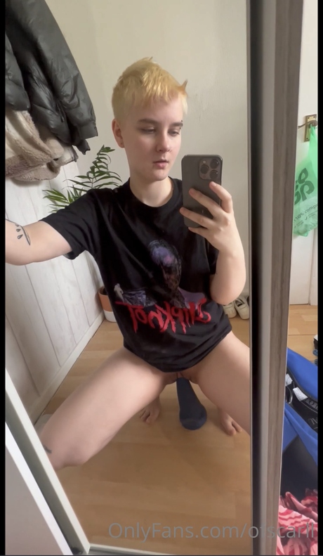 Ofscarll model hd photo