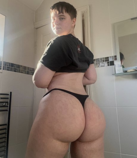 Ofscarll porn actress photo