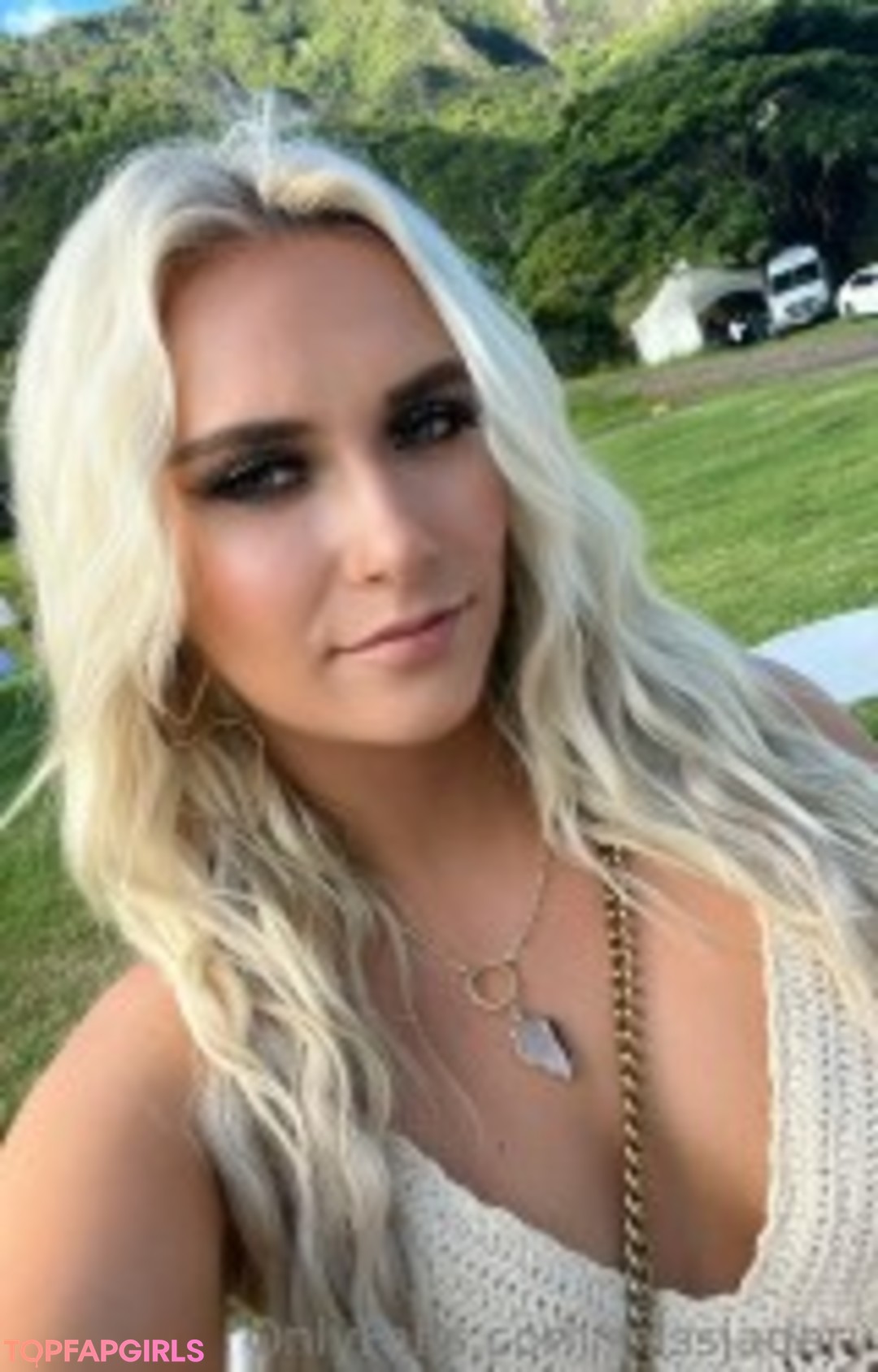 Jade Rylee star art photos