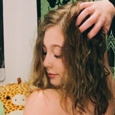 bubblesthekitty pornstar top picture