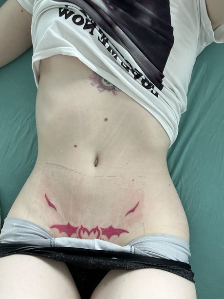 Elefire Grey hot star image