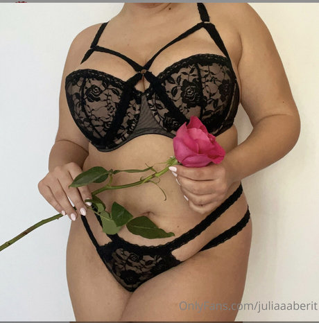 Julia Berit pornstar nice image