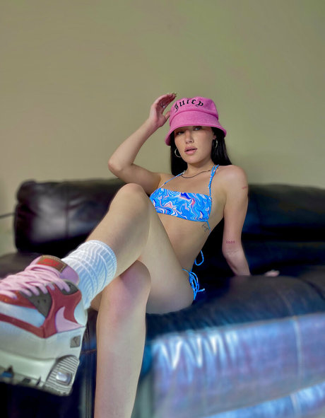 Jada direito star naked picture