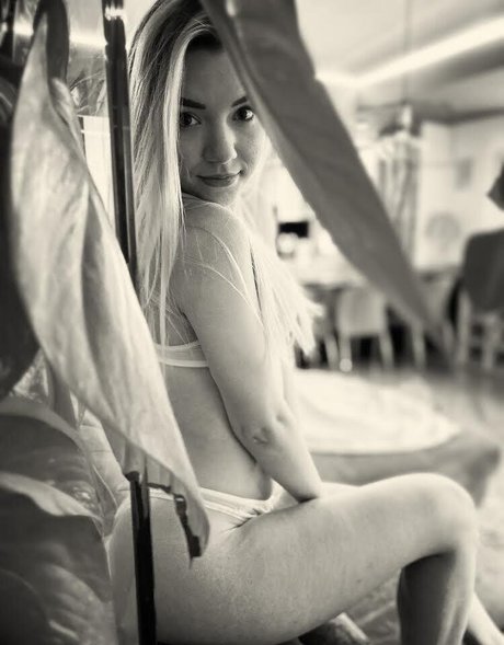 Aalliss sexy model archive