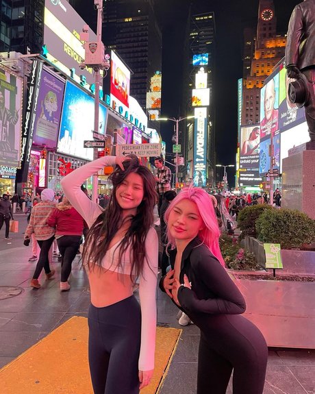 diakimeko perfect actress photos