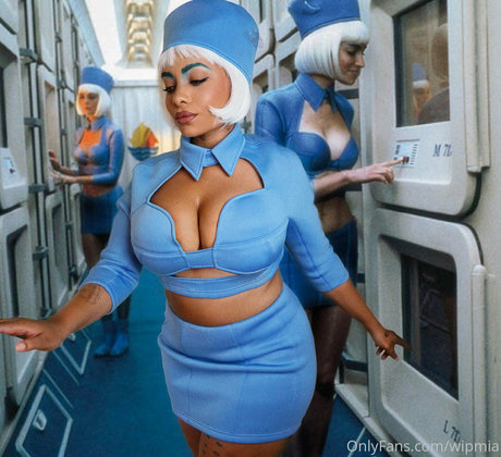 Mia Marion sexy model img