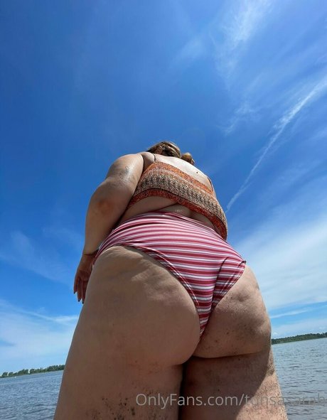 tonsasarah art model galleries