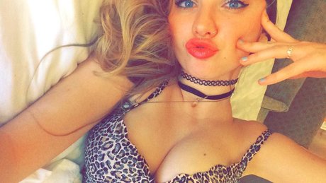brunette ass onlyfans porn galleries