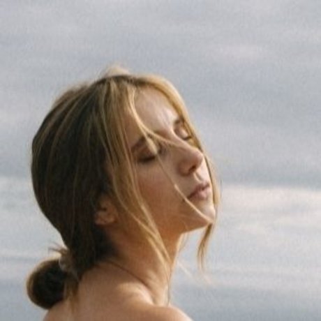 Miss Mars model nude archive