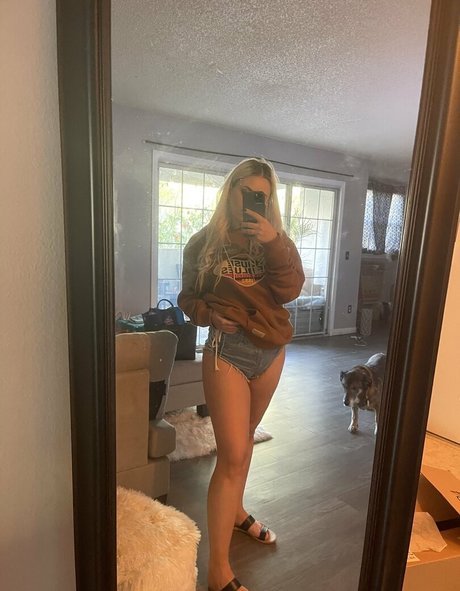 TheyCallMeKirby best actress galleries