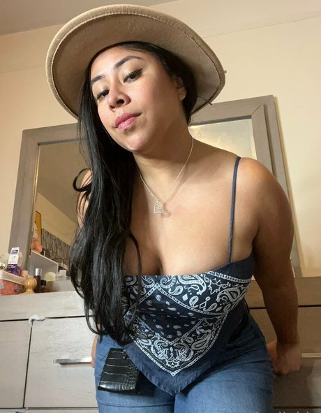 18 onlyfans free nude pictures