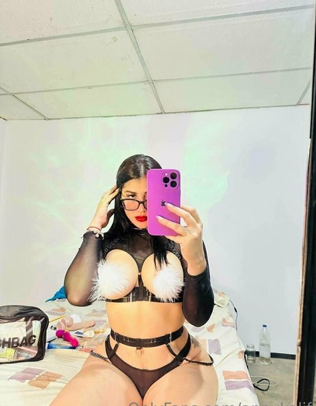 annykalif erotic star pic