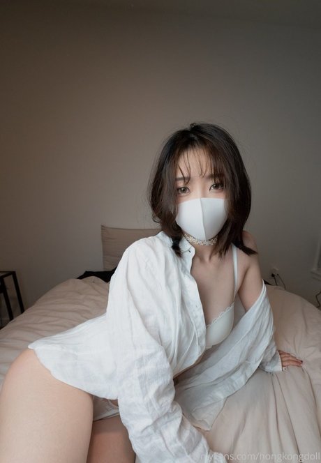 Hong Kong Doll model high quality images