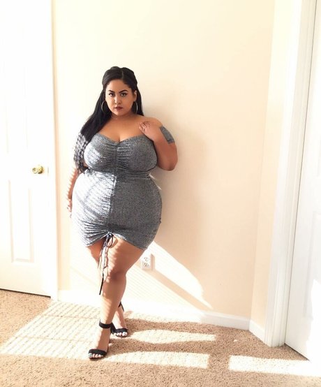 uilanibabe naked star pic