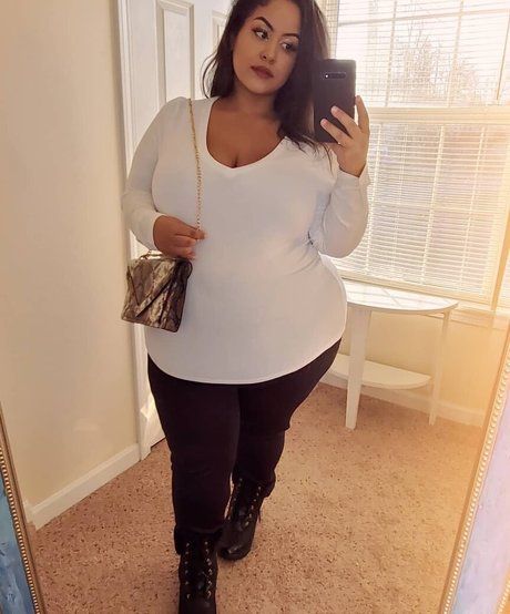 uilanibabe perfect pornstar pic