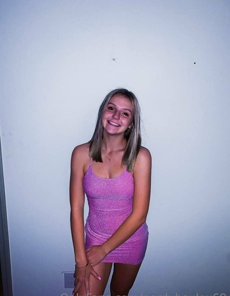 nerdyhayley69 art actress picture