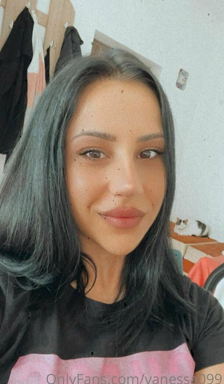 vanessa099 thumbnail