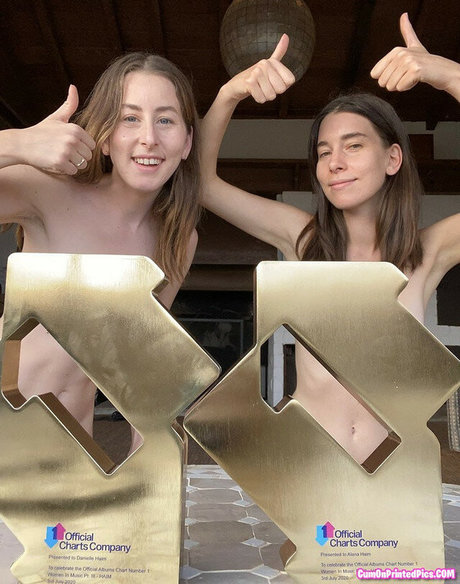 Haim Sisters nice star pictures