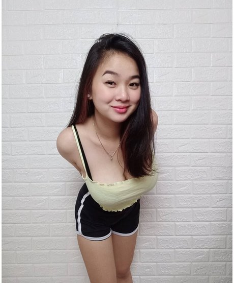 MonicaJeyincaNatasya adult star photos