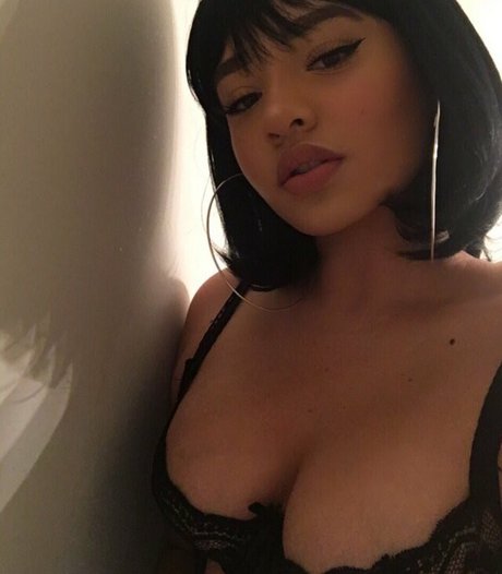 Kim Johannson star top photo