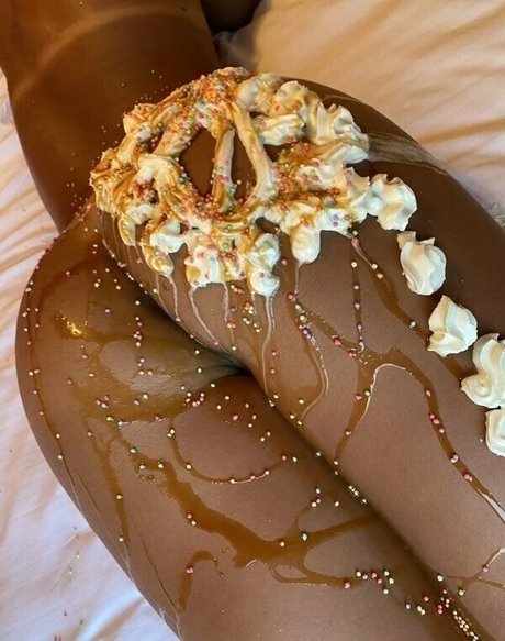 ohmyfkinyea nude pornstar pics