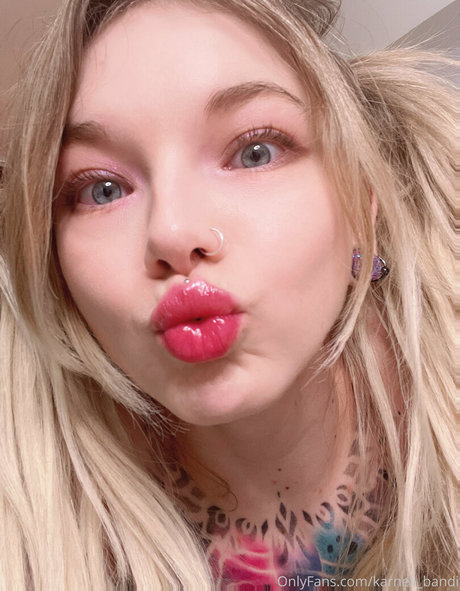 Karneli Bandi star perfect image