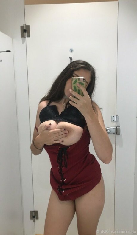 ohstix star hot pics