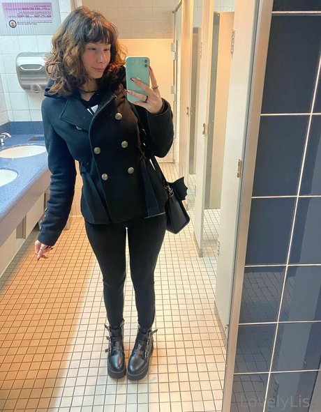 lisasayshello star best galleries