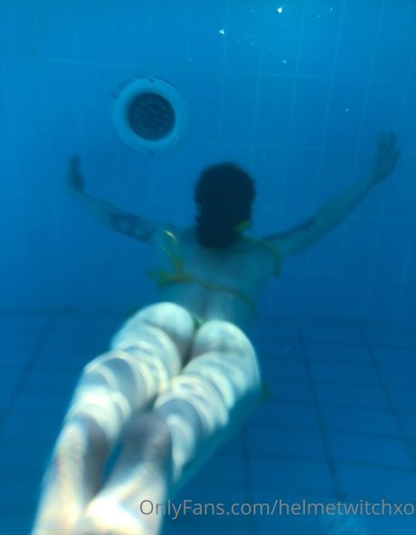 helmetwitchxo model galleries