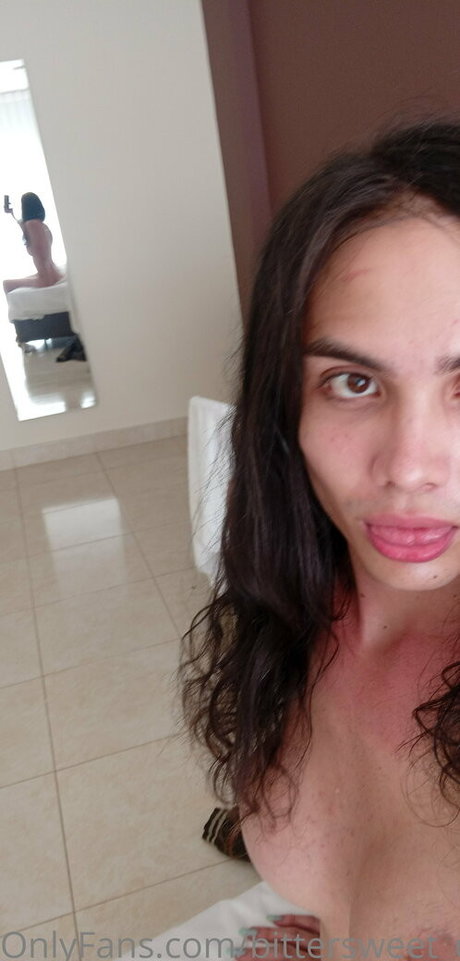 Bittersweet queen nude model photos