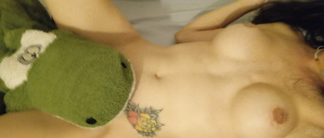 Bittersweet queen star naked pics