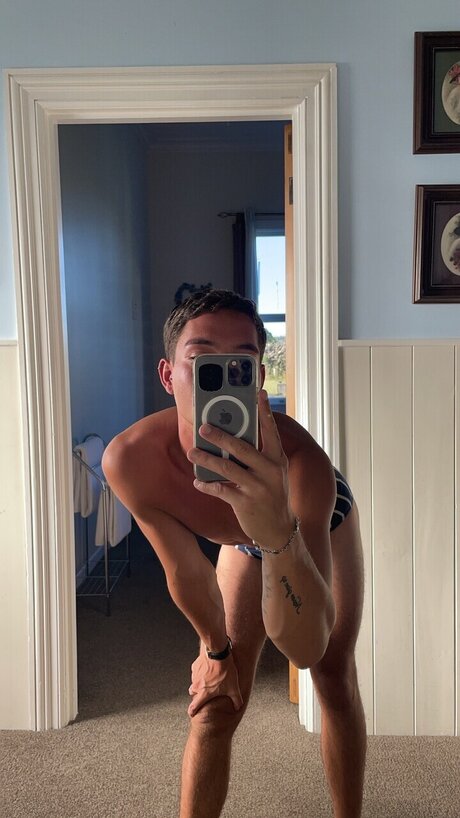 Sharaz simonsen naked star pics