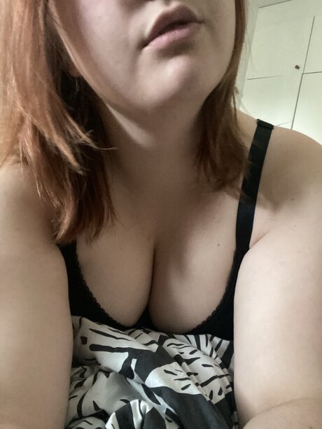 Chubby Kitty naked actress pictures