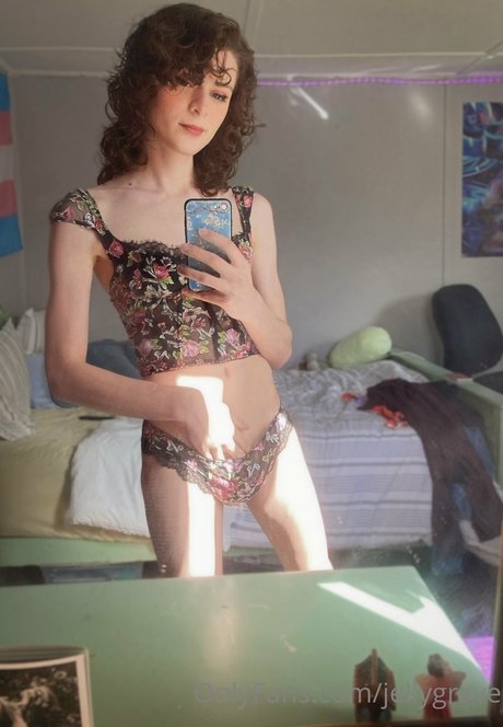 JellyGrave model nudes photo