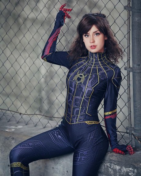 Raineemery star perfect photos