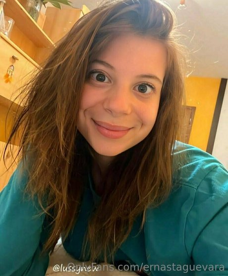 exactly that woman model exclusive archive