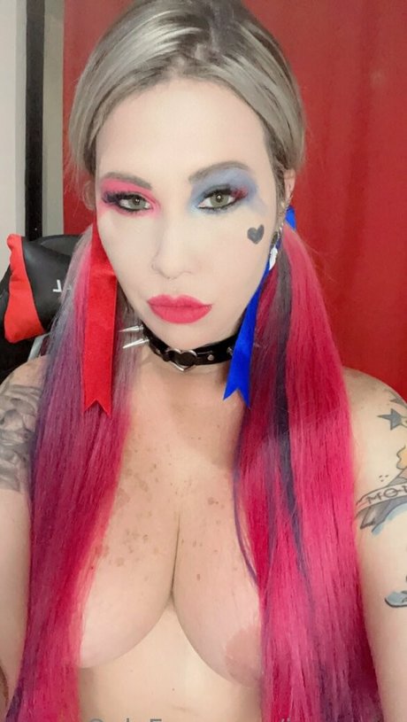 isapecas xxx actress image