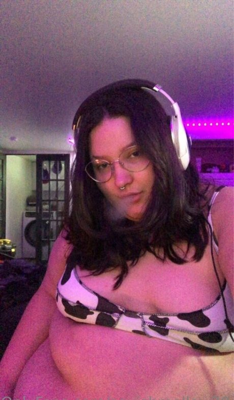 squishmellow20 pretty model pictures