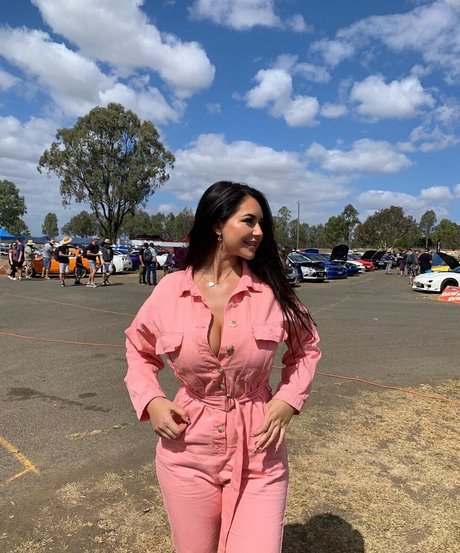 Anna Paul naked pornstar img