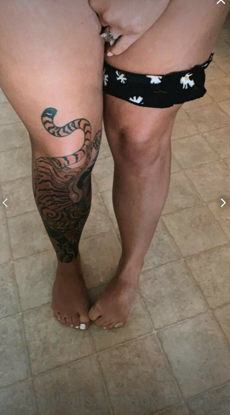 roxanneriver art star galleries