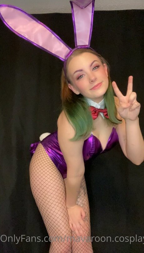 mavaroon cosplays art star image