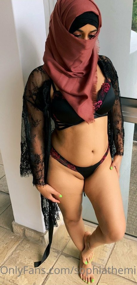 sophiatheminx perfect actress img