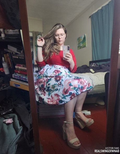 Swingerwanabe sex actress image