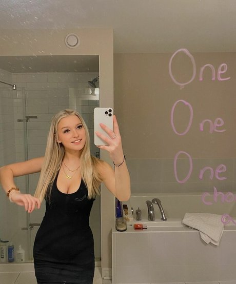 Emma Welyki star pornographic gallery